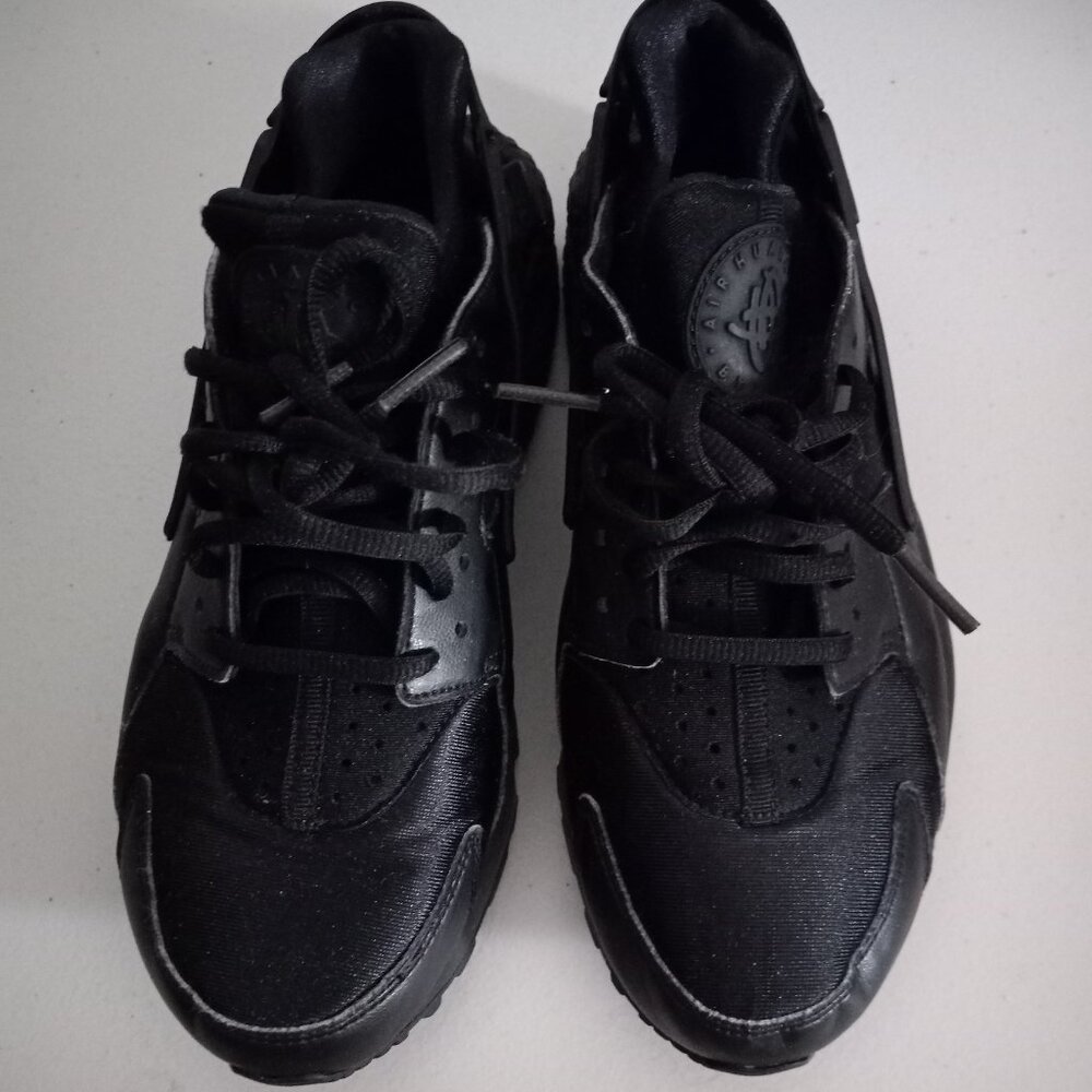 🖤💙💥Nike air huarache NWT🖤💜